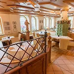 恩格尔布拉尔酒店 酒店