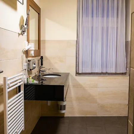 Hotel Blauer Engel 4*