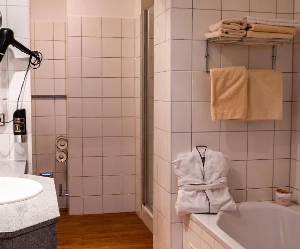 Ξενοδοχείο Blauer Engel 4*